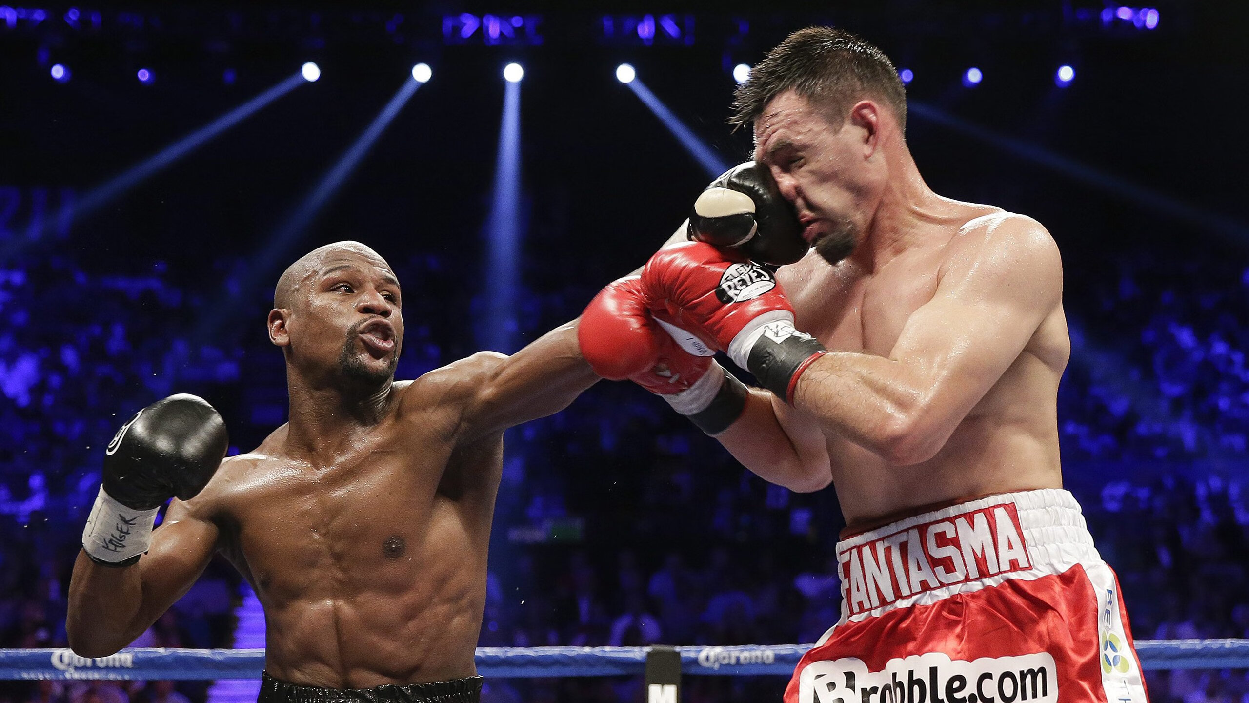 _红白蓝冠军赛：经典色彩赛场的激烈角逐_，红白蓝三种颜色代表了什么